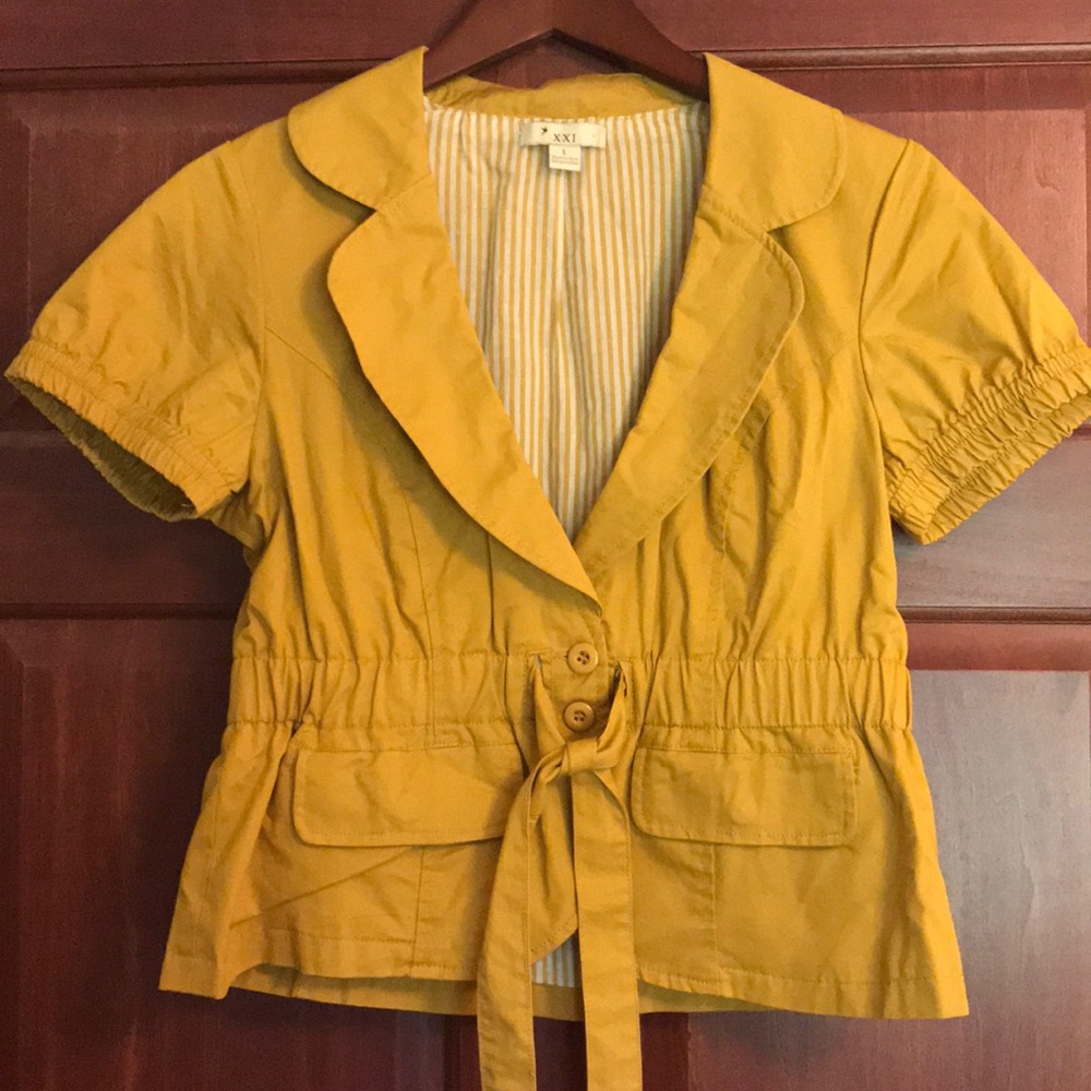 Mustard yellow short coat/blazer Size L XXI